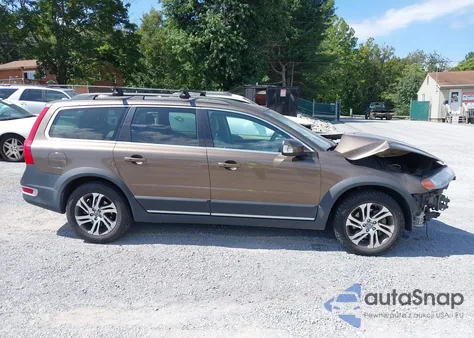 2013 Volvo Xc70 3.2/3.2 Platinum/3.2 Premier/3.2 Premier Plus z USA, uszkodzony, nr VIN YV4940BZ5D1147161